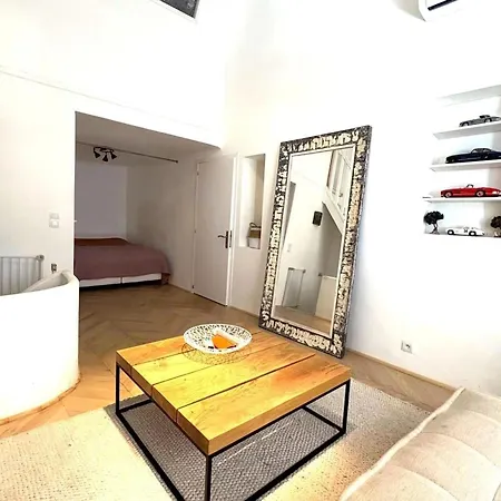 Maison De Village Charme Centre Avec Rooftop - Fr-1-728-22 度假居